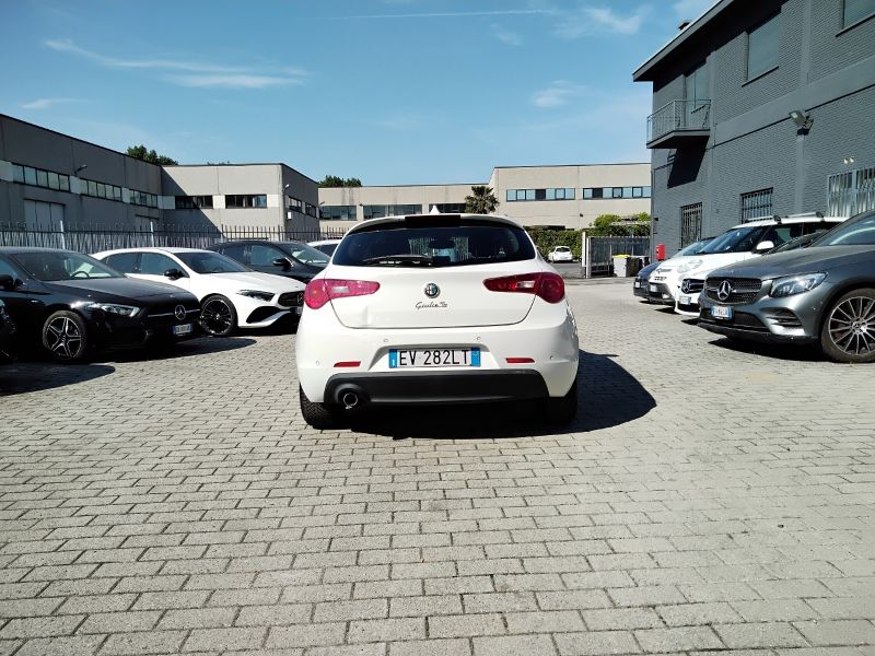 GuidiCar - ALFA ROMEO Giulietta 2014 Giulietta 1.6 jtdm Exclusive E5+ Usato